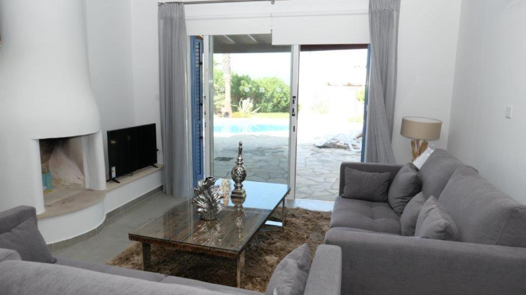 Resitour - Apollo Beach Villa 37 Klorakas Ngoại thất bức ảnh